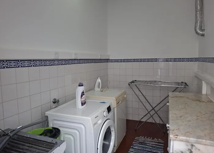 Grandparents' House 蓬塔德尔加达